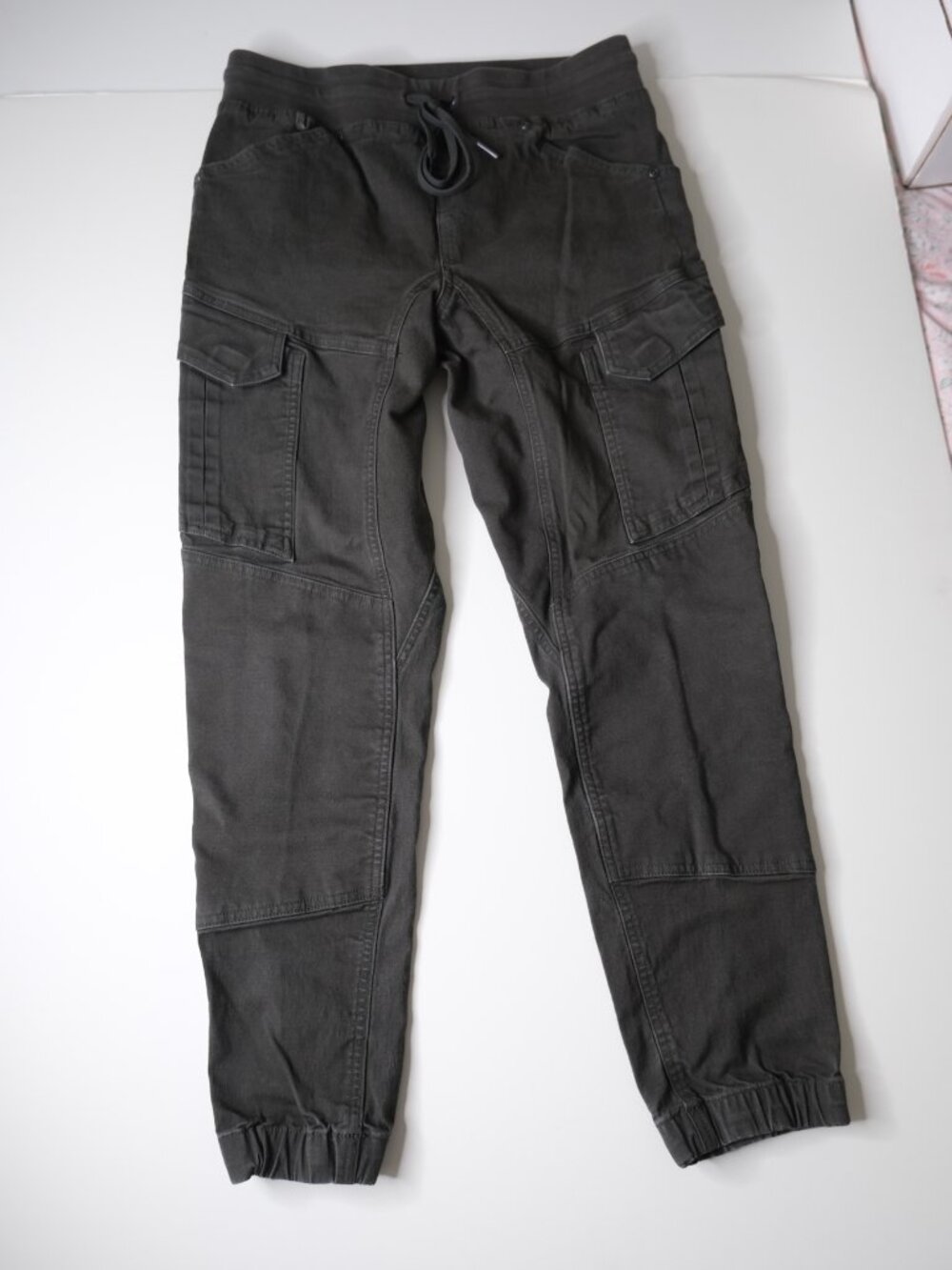 Duluth Trading women's Fire Hose Flex shift cargo jogger size 6 reg